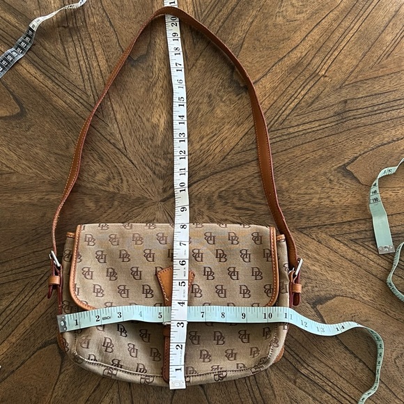 Dooney & Bourke monogram logo canvas and leather crossbody bag - Picture 14 of 15